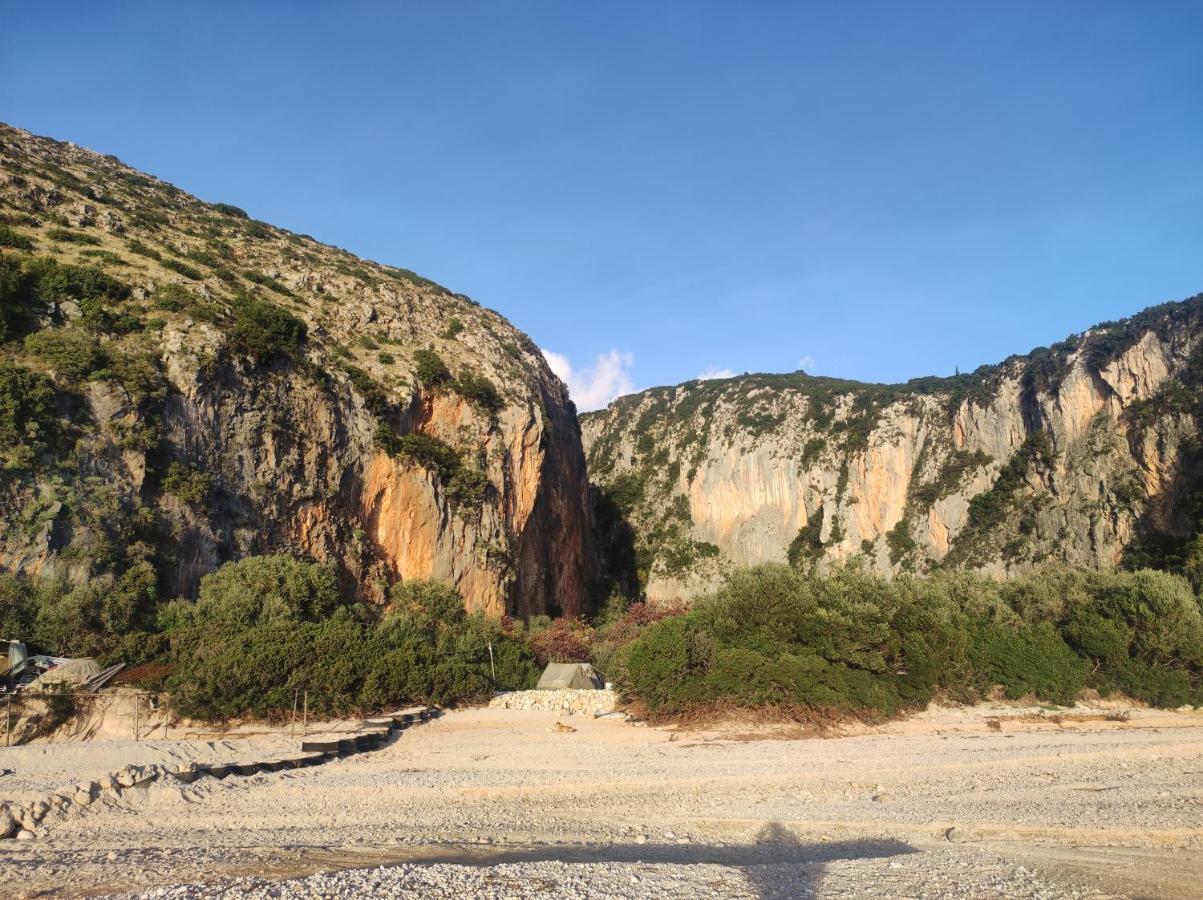 Gjipe Eco Campground Vuno Kültér fotó